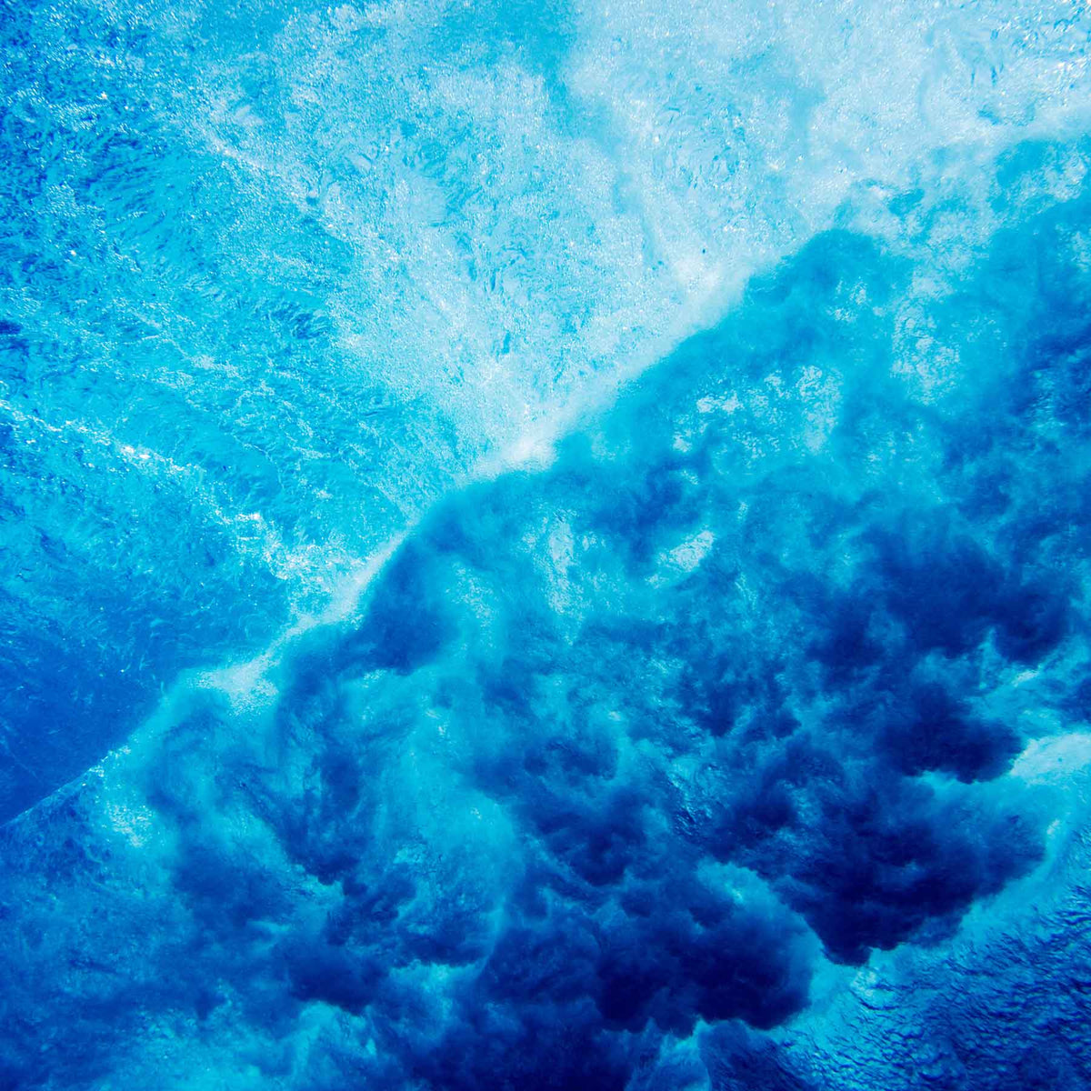 underwater perspective of wave crashing; https://cdn.shopify.com/videos/c/o/v/bb530c41088443189628bcdf7040eb44.mp4